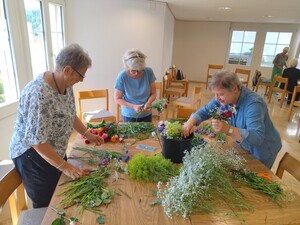 Maienzugsträusschen binden 5.jpg